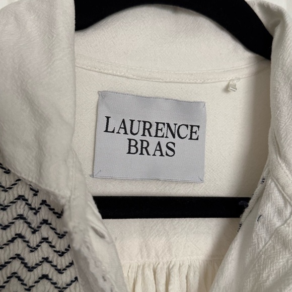 Laurence Bras Cotton Nord Blue Smocked Embroidered Blouse Small White Navy Boho - Picture 12 of 15